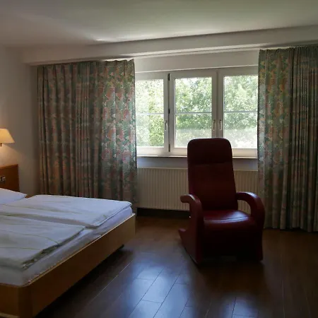 Landgasthof Adler Ohg Кюнцельзау Экстерьер фото