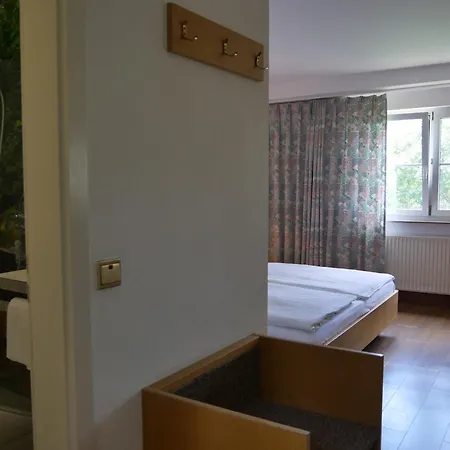 Landgasthof Adler Ohg Кюнцельзау Экстерьер фото