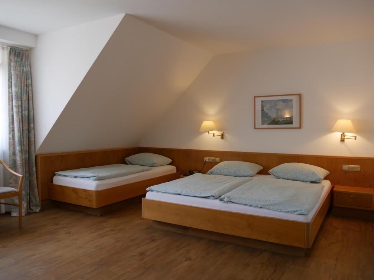 Hotel Landgasthof Adler Ohg 3*